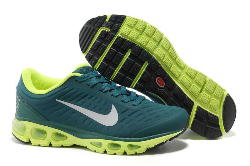 Nike Air Max 2011 2010 Chaussure Footlocker Nouveau